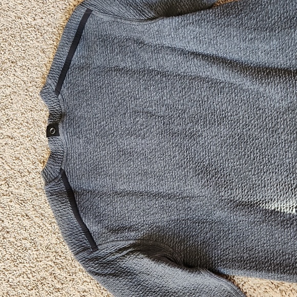 Lululemon on repeat dress. Heathered core dark grey. Size 4. - Picture 8 of 9